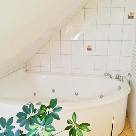 Gastehaus Zur Schonen Aussicht Bed & Breakfast