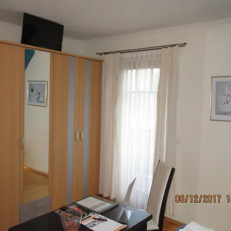Bed & Breakfast Gastehaus Zur Schonen Aussicht