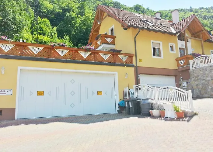 Gastehaus Zur Schonen Aussicht Bed & Breakfast